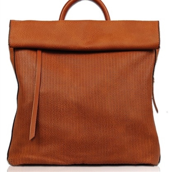 LEVI Must Have Backpack -4 COLORS - Picture 8 of 8